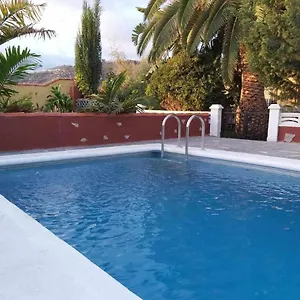 Jorsam Con Piscina Casa rural
